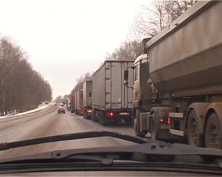 С апреля на автомобильных дорогах Костромской области будут введены сезонные ограничения для движения фур