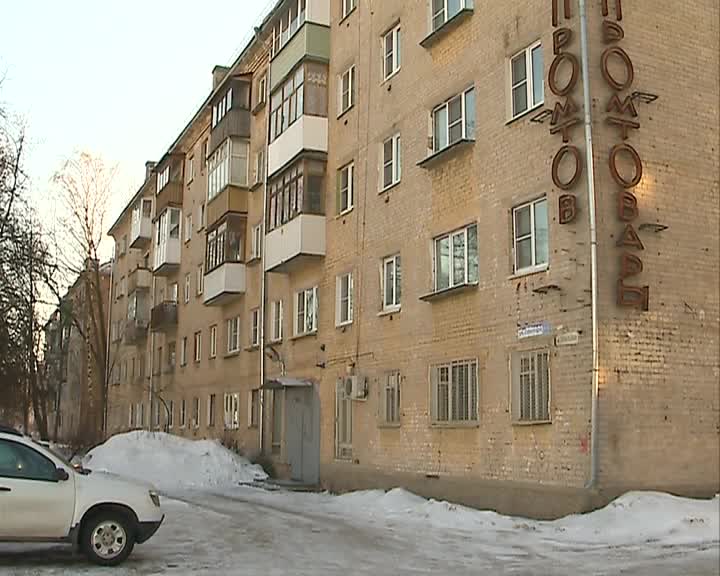 В Костроме прокуратура начала проверку по факту обрушения элемента фасада здания на шестилетнего ребенка