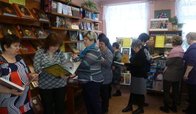 В посёлок Красное-на-Волге приехала губернаторская библиотека