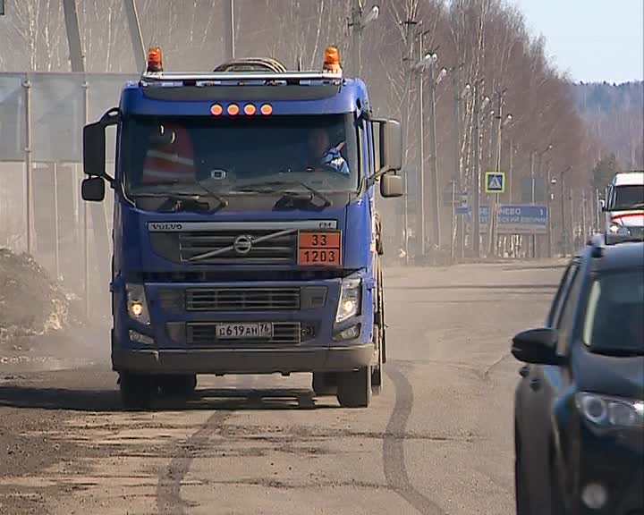 В Костроме начали оформлять разрешения на проезд большегрузов