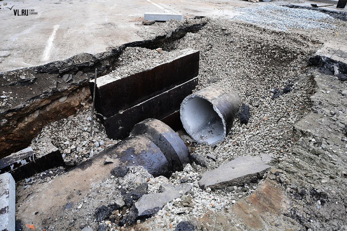 В Костроме на улице 2-й Волжская началась реконструкция коллектора ливневой канализации