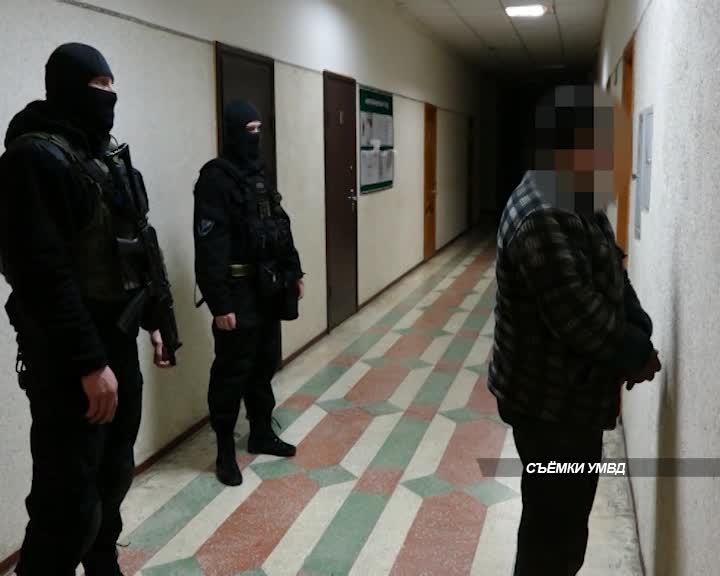 Сотрудники костромского уголовного розыска задержали подозреваемого, который 26 лет был в федеральном розыске