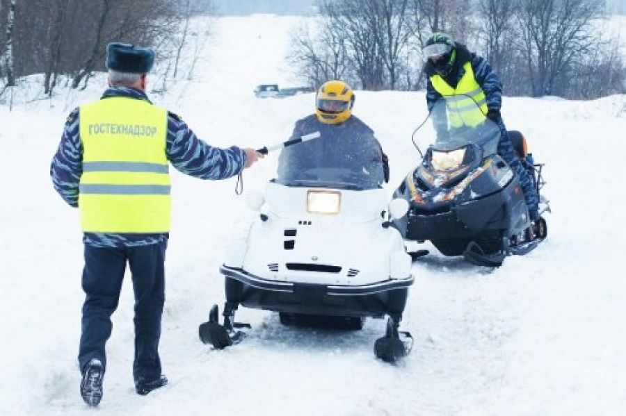 В Костромской области проверили владельцев снегоходов