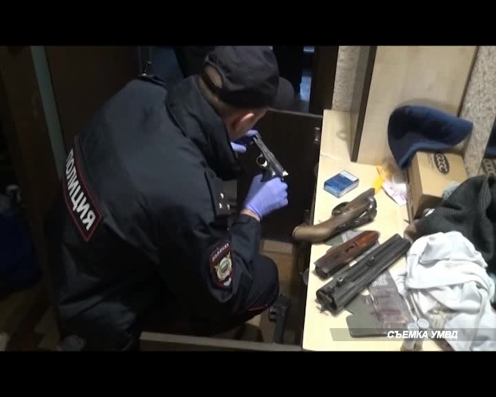 В Костроме у «коллекционера» изъяли огнестрельное оружие и боеприпасы