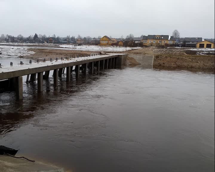 Оперативные службы Костромской области держат на контроле уровень воды на региональных реках
