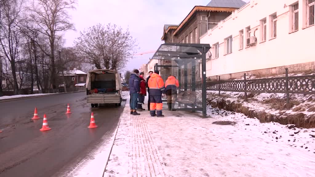 В Костроме приступили к монтажу новых остановочных комплексов
