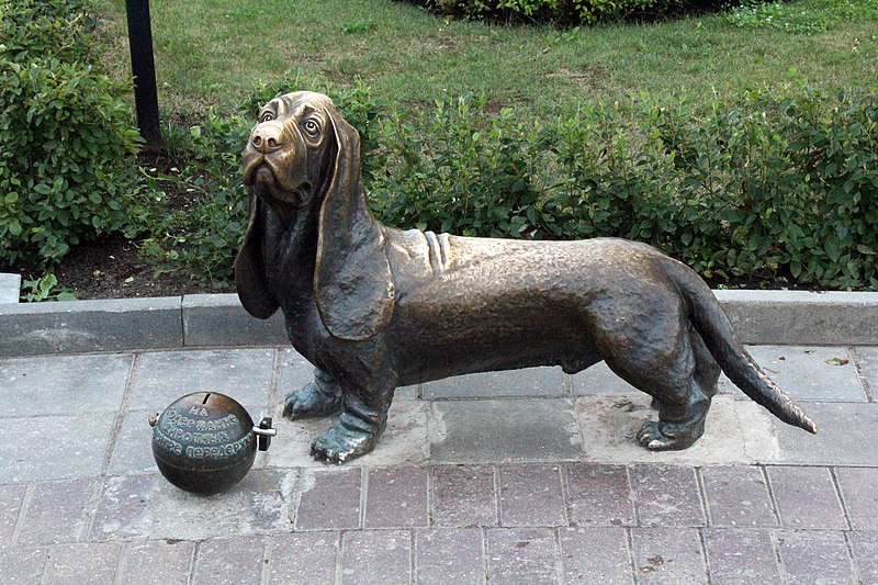 Костромской памятник собаке вошел в энциклопедию популярного сервиса путешествий