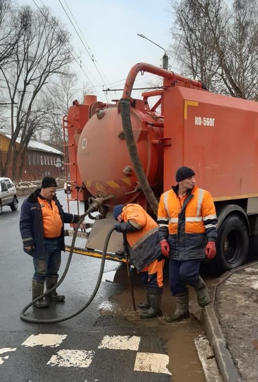 Более 900 кубометров снега вывезли коммунальные службы с улиц Костромы
