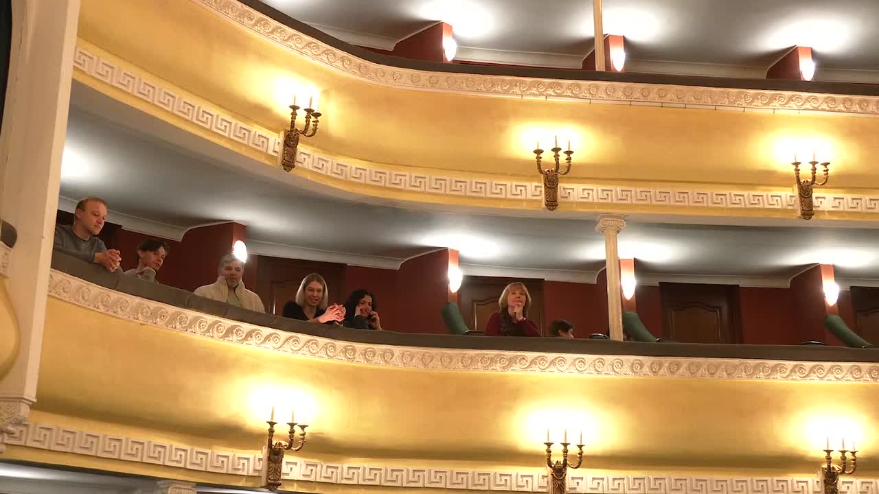 Умопомрачительной комедией отметит костромская публика всемирный день театра