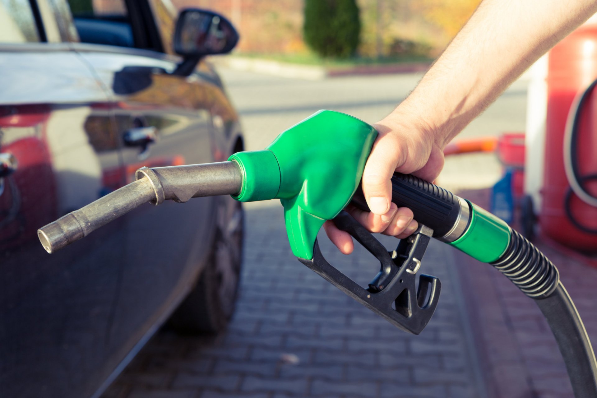 В Костромской области проверят цены на бензин