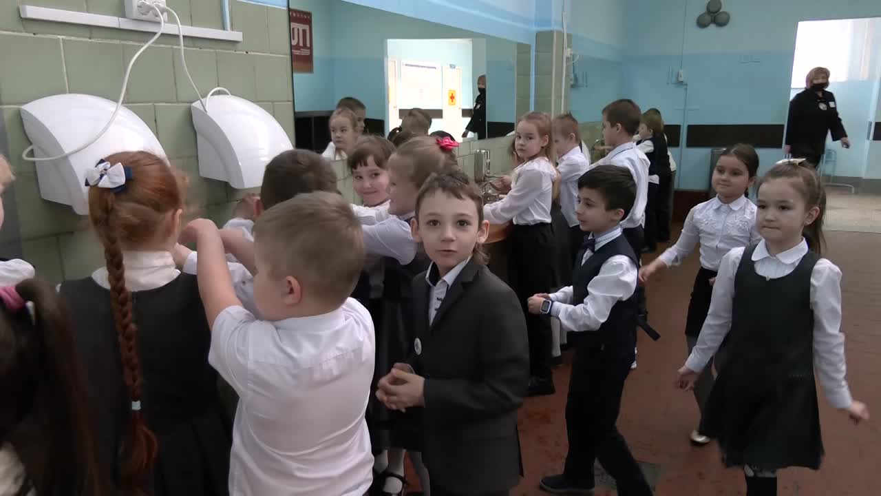 В центре внимания горячее питание школьников Костромской области