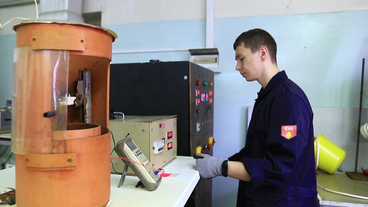 Студенты КГУ осваивают высокоскоростной метод обработки металлов