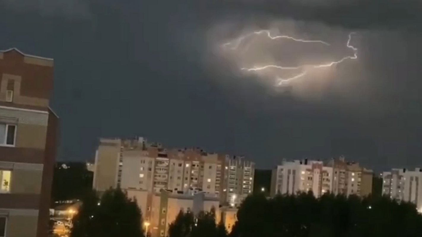 В Костромской области прогнозируется усиление ветра, гроза и град