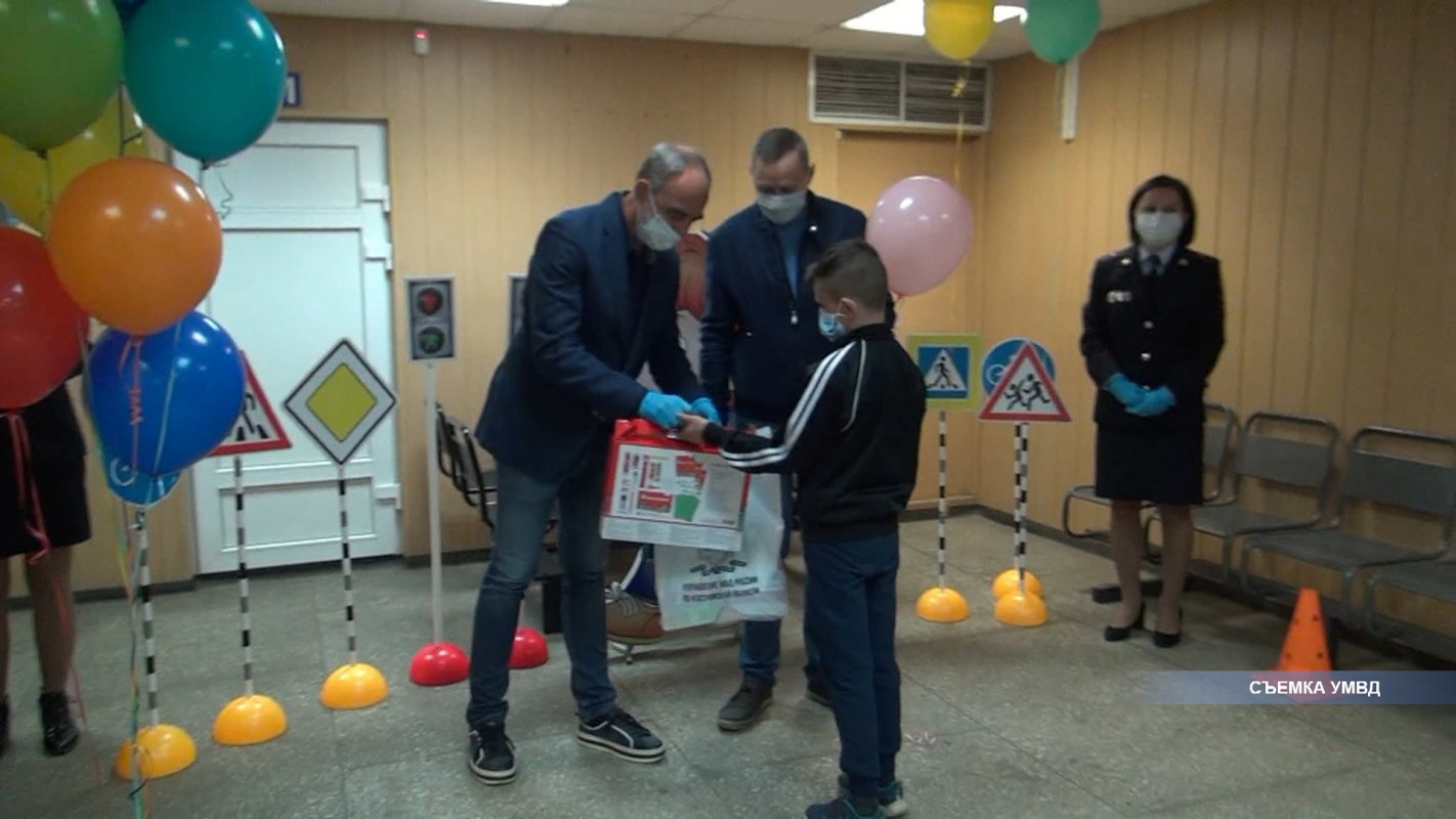 В Костромской области прошла благотворительная акция «Помоги пойти учиться»