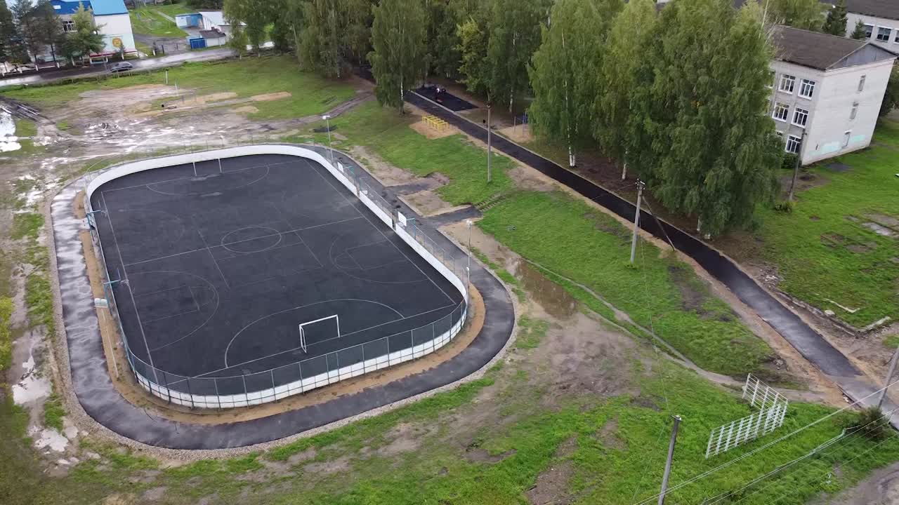 В Мантурово после реконструкции открыли стадион у первого лицея