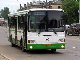 Движение пригородных автобусных рейсов временно меняется