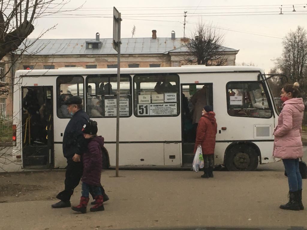 Костромичам предлагают рассказать о работе общественного транспорта