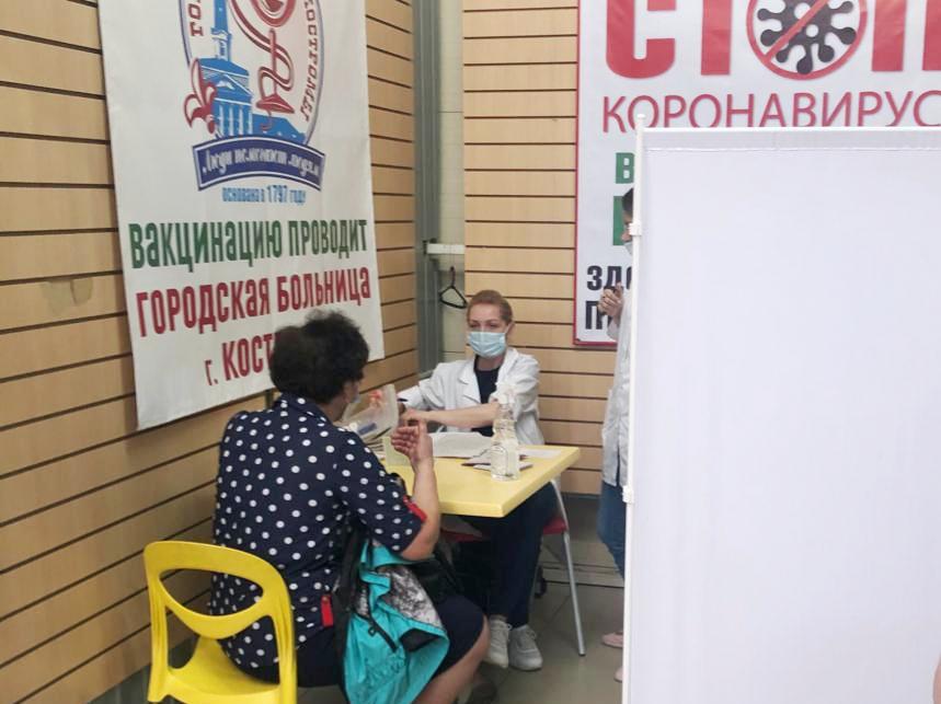 Прививочные пункты в торговых центрах Костромы будут работать по будням