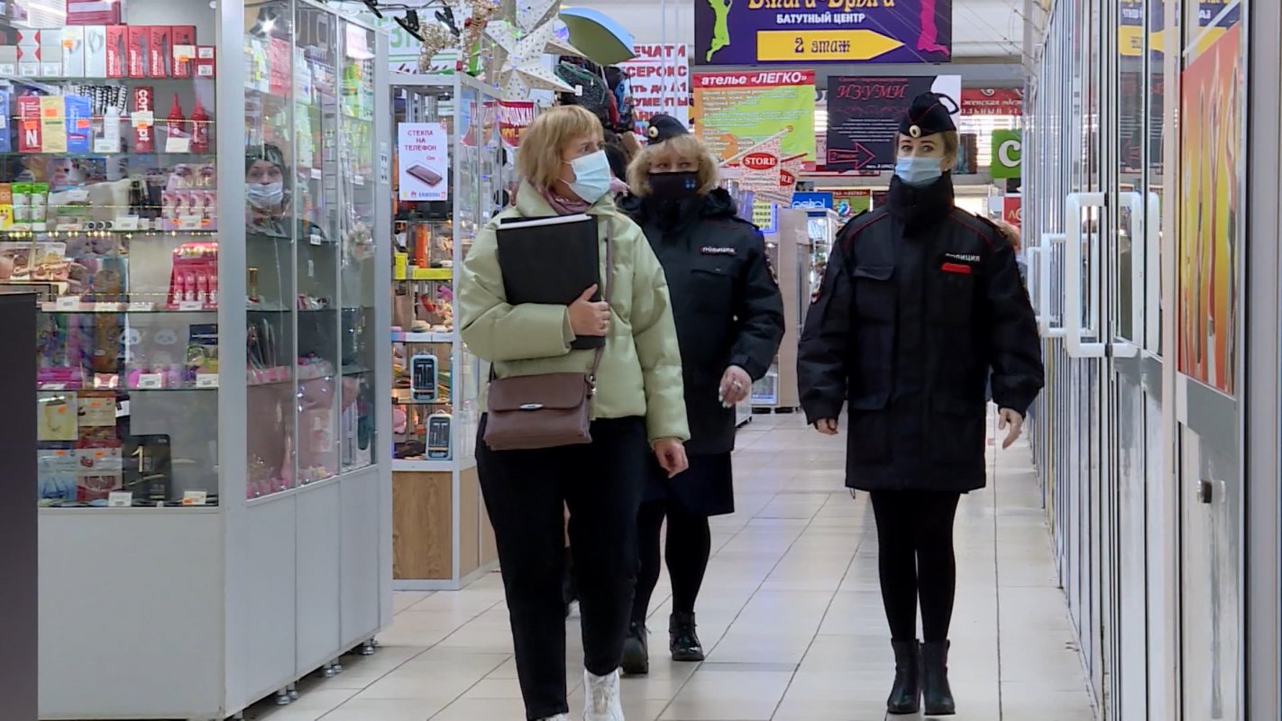Костромичи проникают в торговые центры под видом желающих вакцинироваться