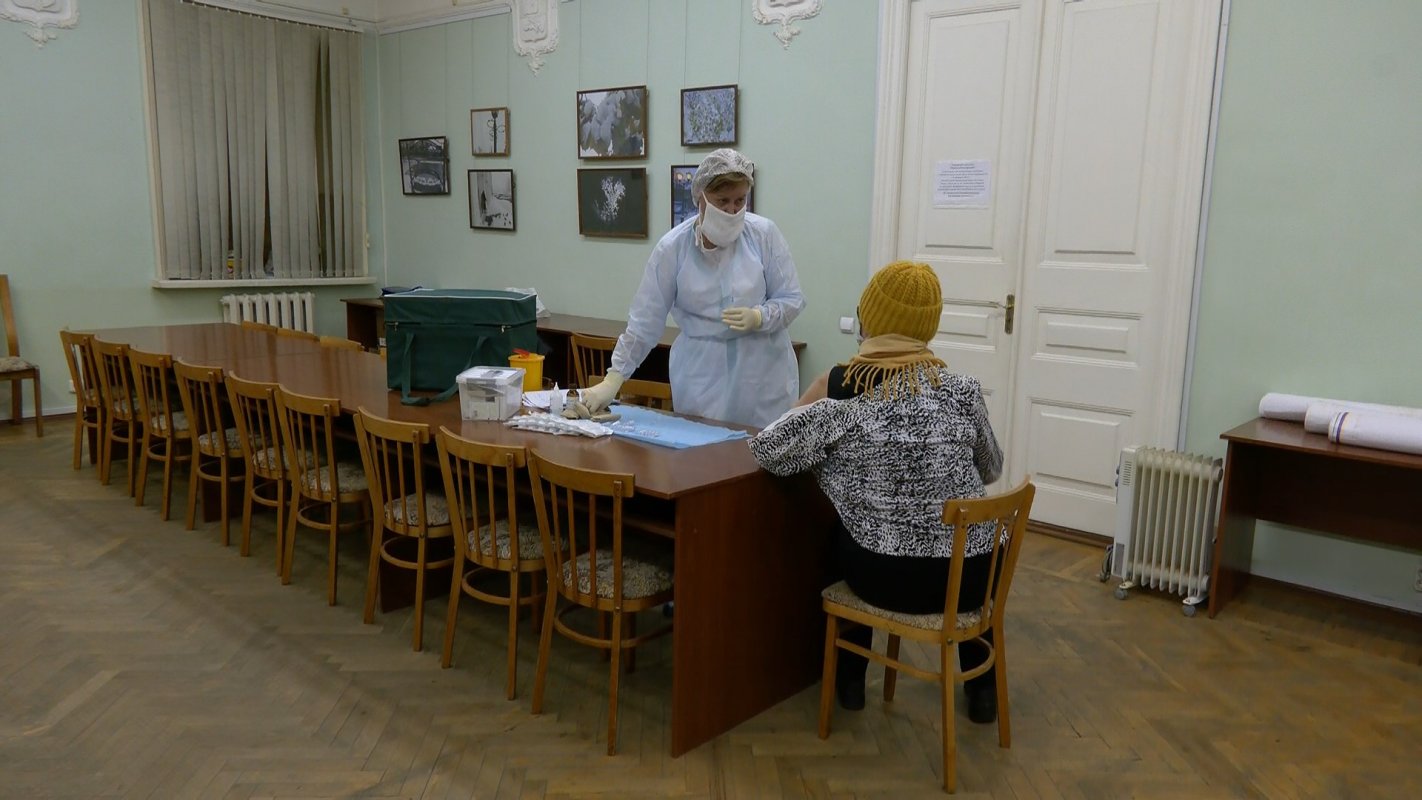 Сегодня сотрудники Костромского музея – заповедника прошли вакцинацию