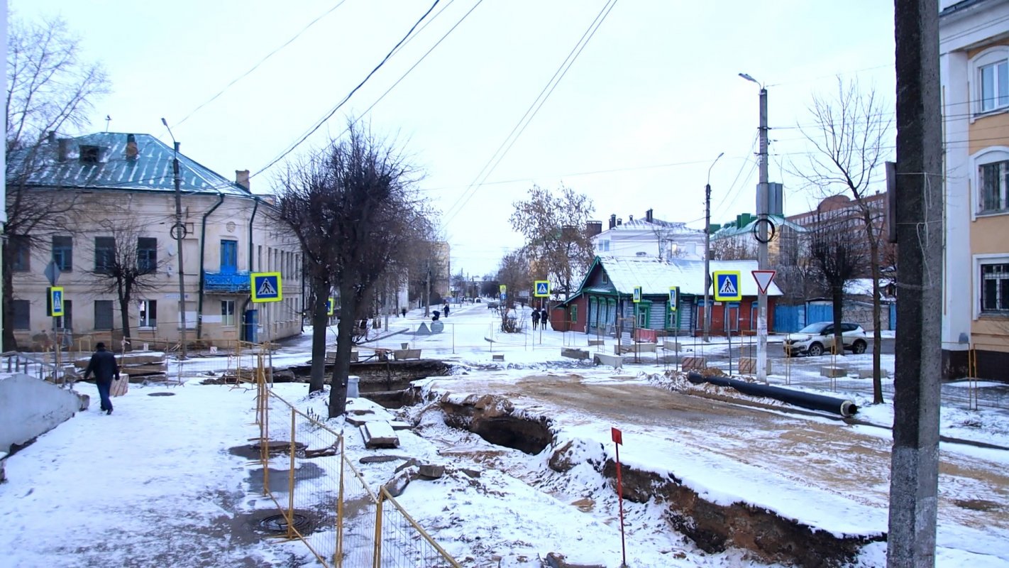 В Костроме завершают реконструкцию тепловой камеры на перекрестке улиц Козуева и Горького
