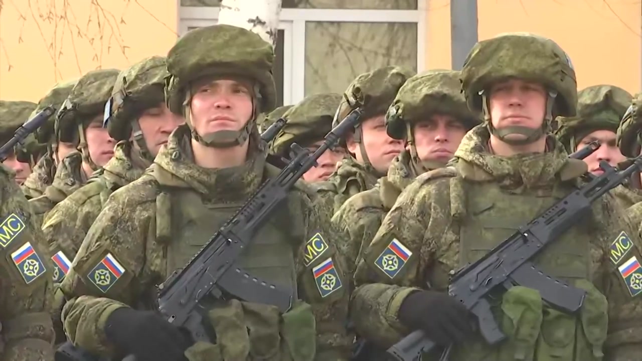 Костромские десантники с честью выполнили долг миротворцев в Казахстане