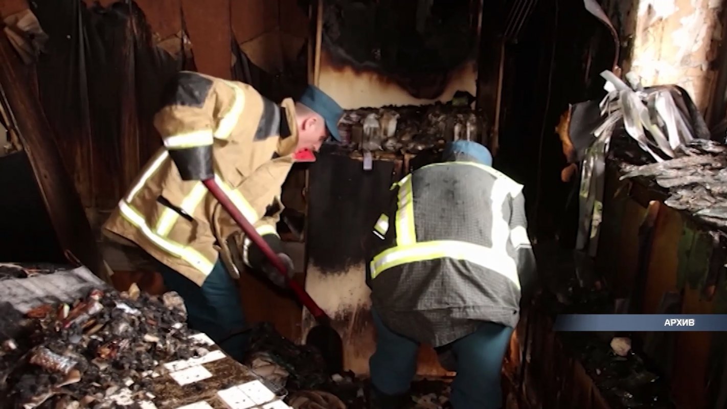 В деревне Палкино Антроповского района Костромской области сгорел деревянный жилой дом