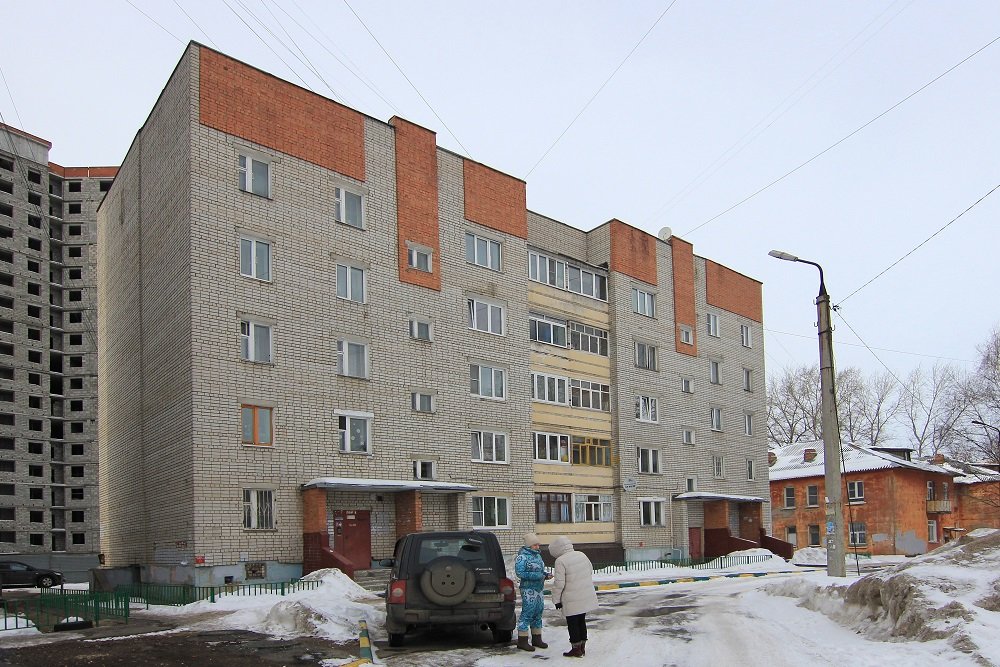 Справили новоселье уже более 1800 жителей Костромской области