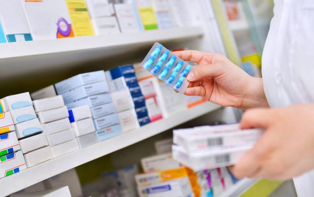 В Костромской области создали запас лекарств для федеральных и региональных льготников