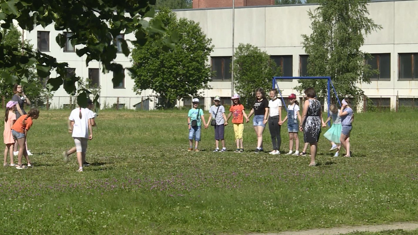 В Мантурово Костромской области этим летом откроют 8 пришкольных лагерей