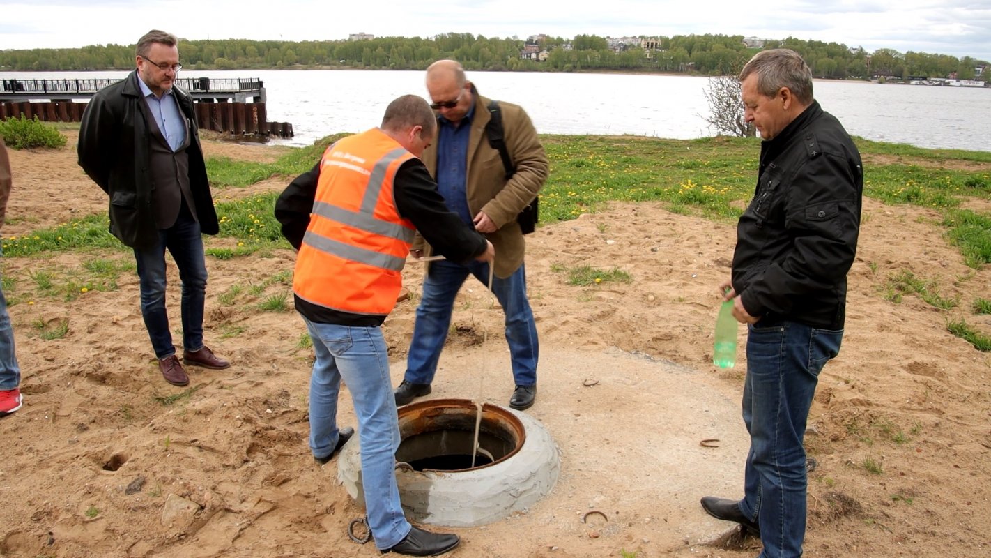 Костромские коммунальщики ведут борьбу с незаконными врезками в ливневую канализацию