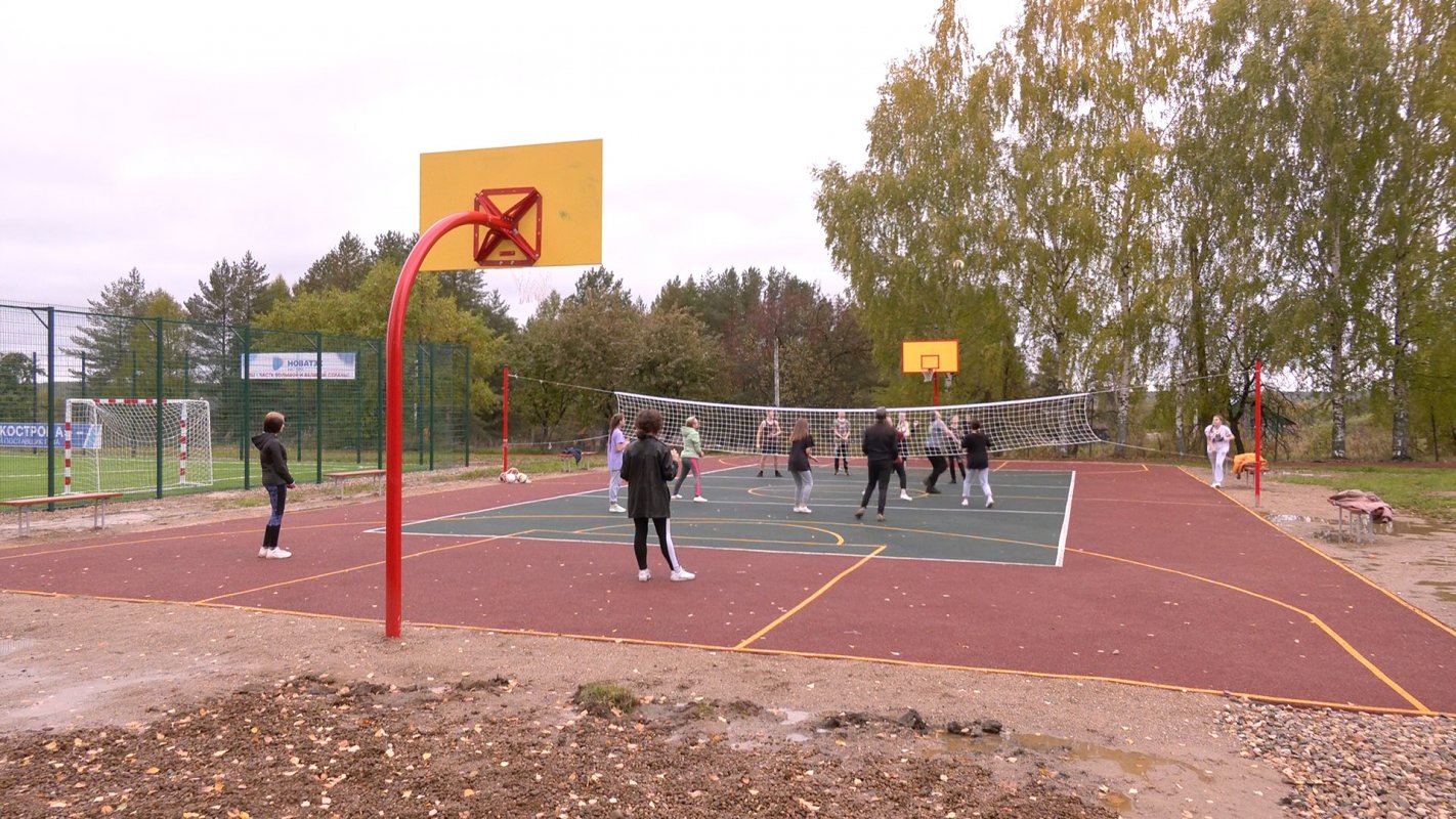 По Проекту «Успех каждого ребёнка» в Костромской области реконструируют школьные спортплощадки