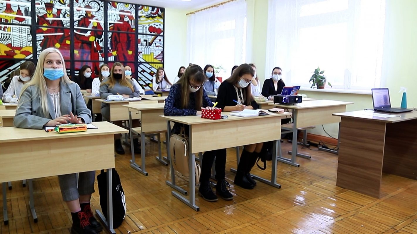 В Костромской области студенты колледжей и техникумов с 1 сентября будут получать повышенные стипендии
