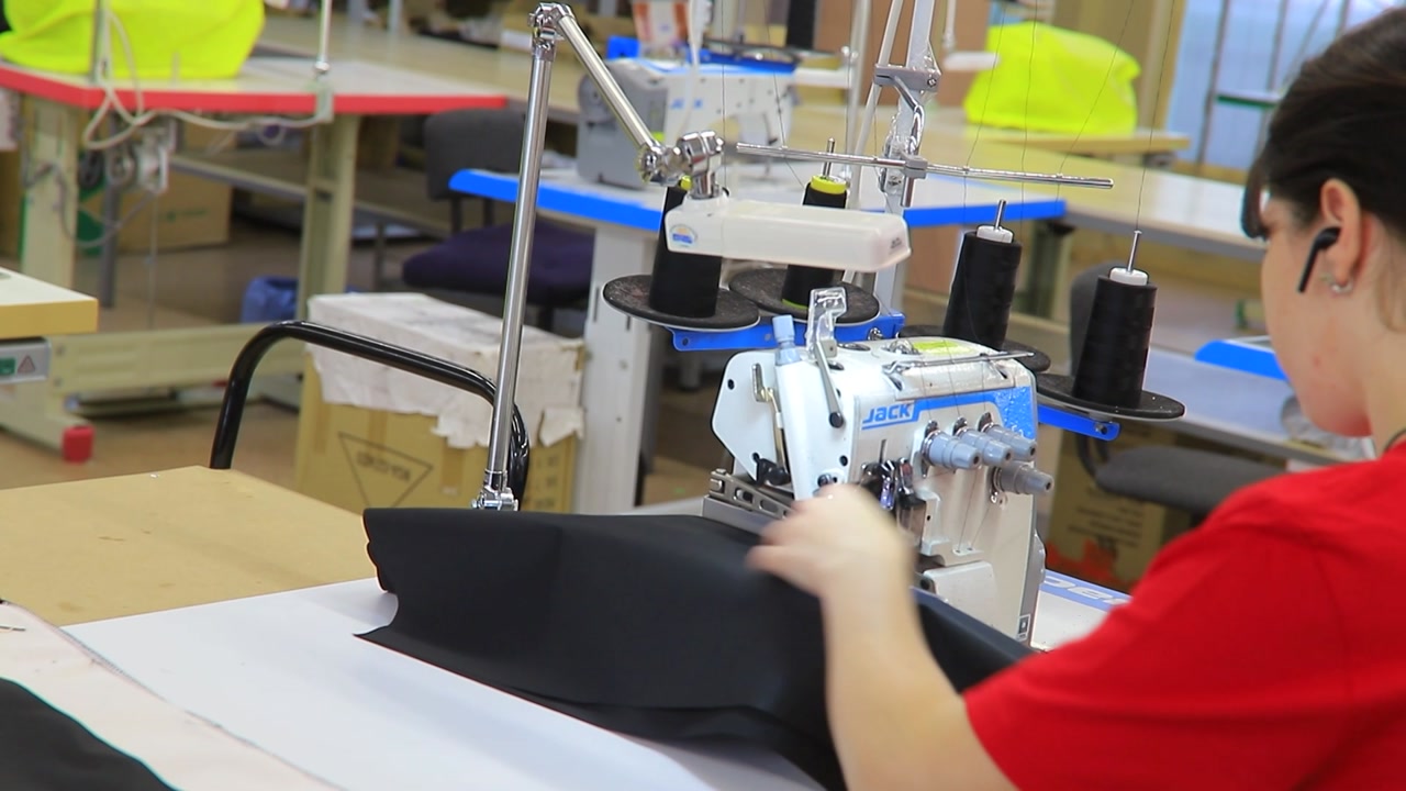Благодаря санкциям в Костроме расширяется швейное производство