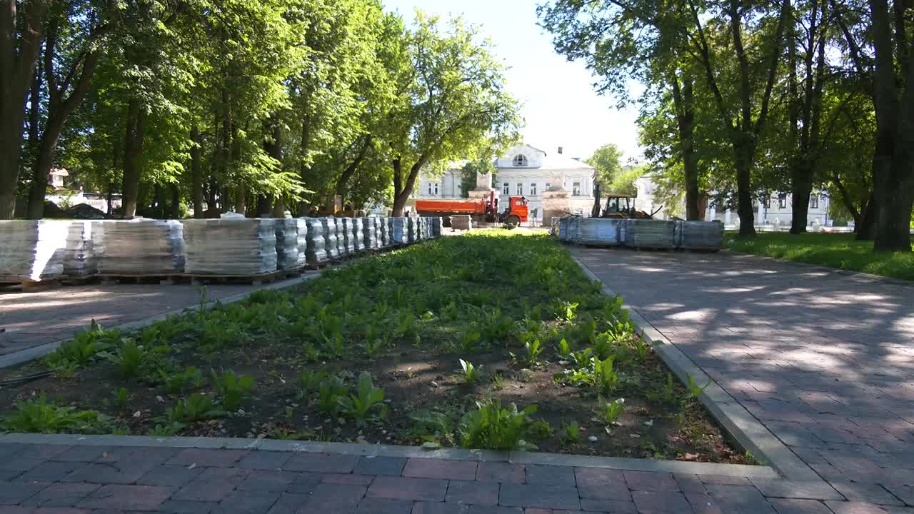 В Костроме оценили темпы и качество работ в парке «Центральный»