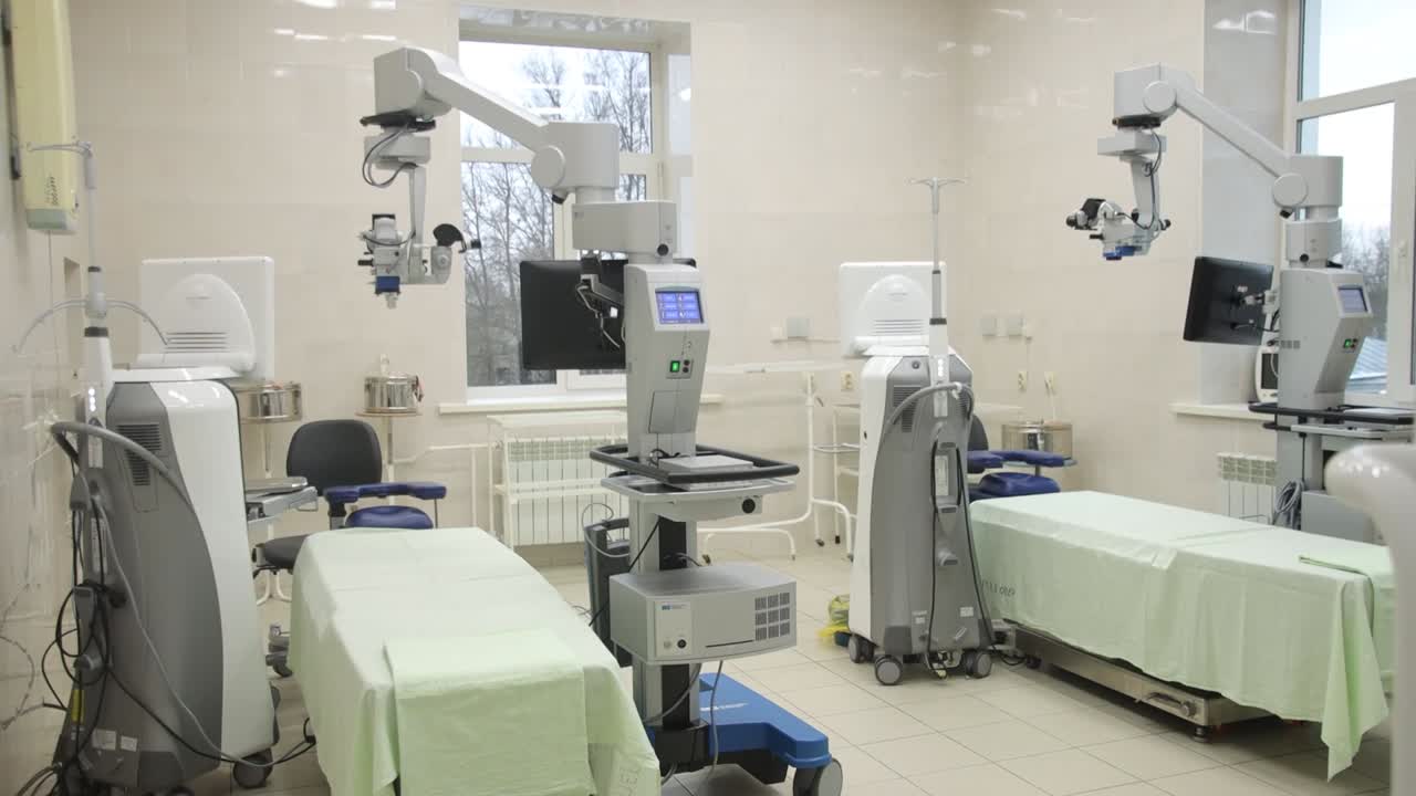 Офтальмологический стационар и оборудование для искусственного кровообращения