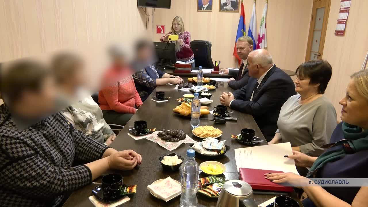 Сегодня губернатор Сергей Ситников встретился с мамами сыновей-участников СВО