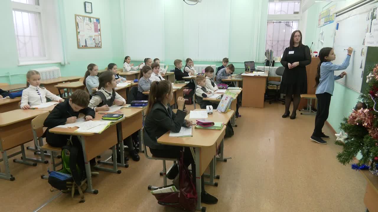 В Костромской области все больше молодых учителей