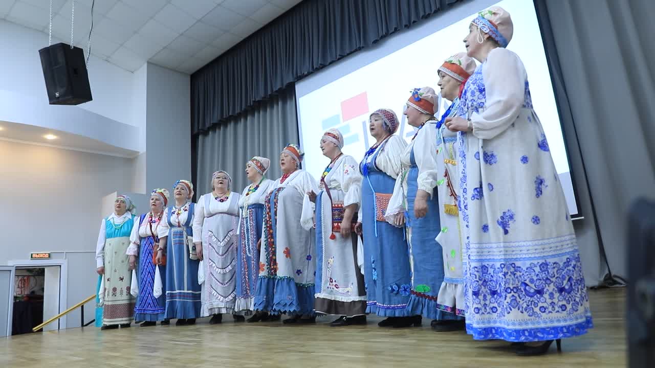 В Костромской областной Думе обсудили проблемы развития «серебряного» волонтерства