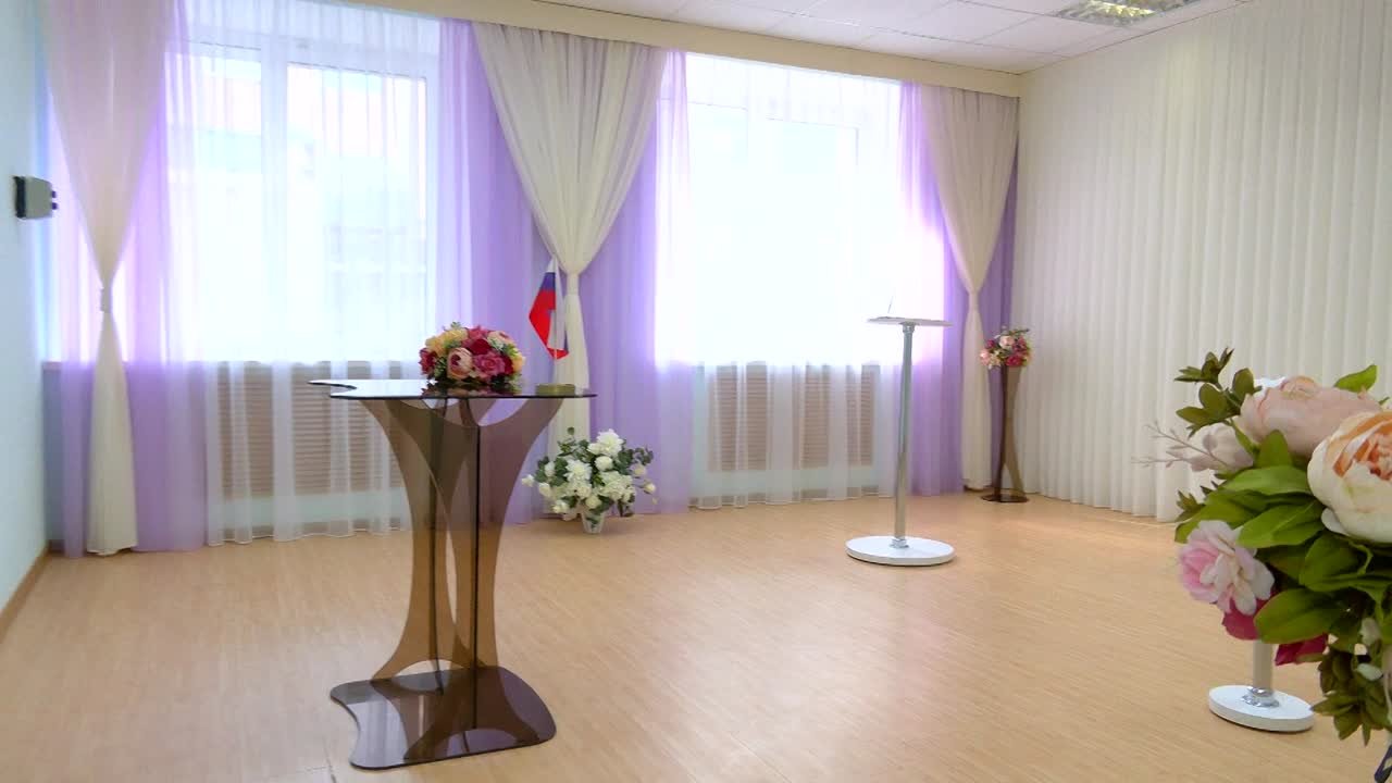 В Костроме обновили Малый зал ЗАГСа