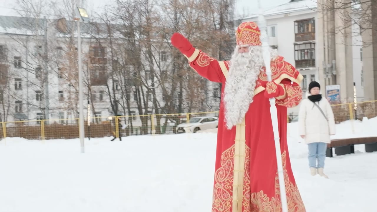 В Костроме встретили Российского Деда Мороза