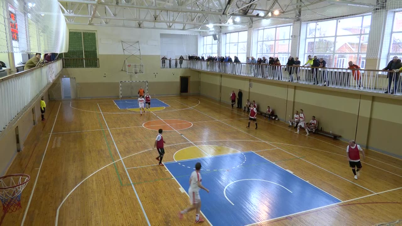 В Костроме стартовал Республиканский турнир по футболу среди ветеранов