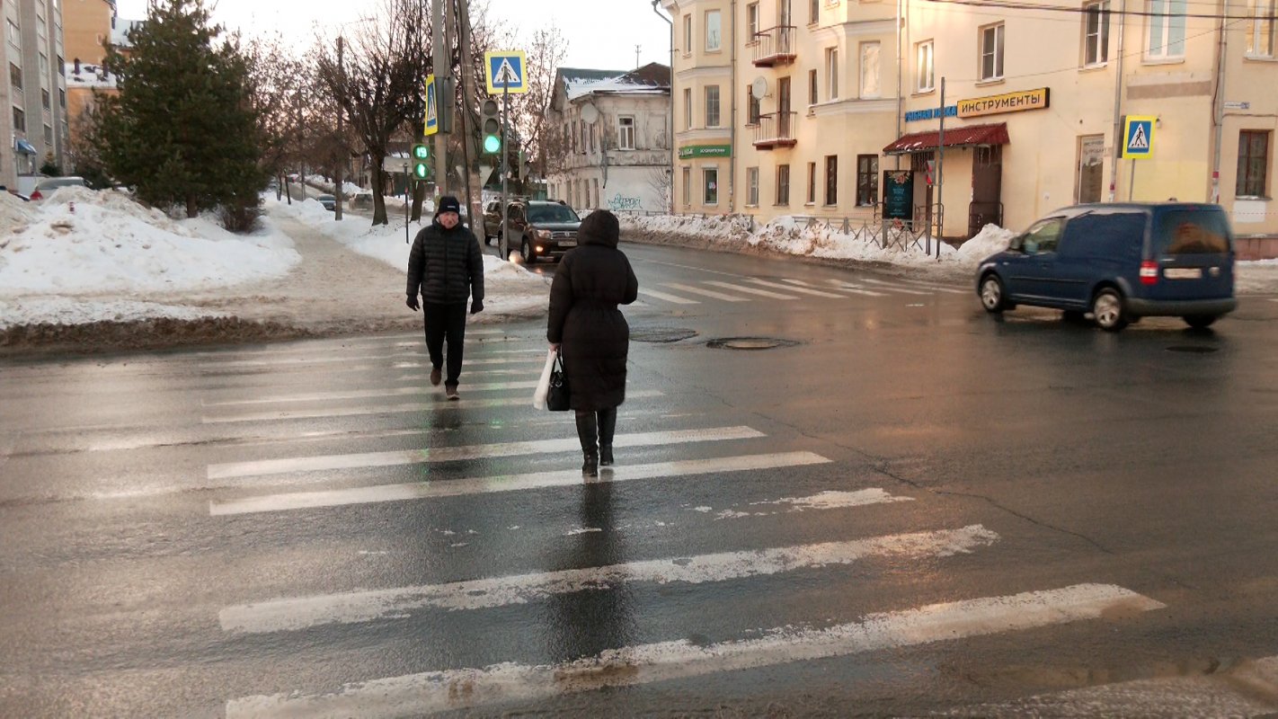 Госавтоинспекция г. Костромы и призывает участников дорожного движения быть внимательными и осторожными на дороге