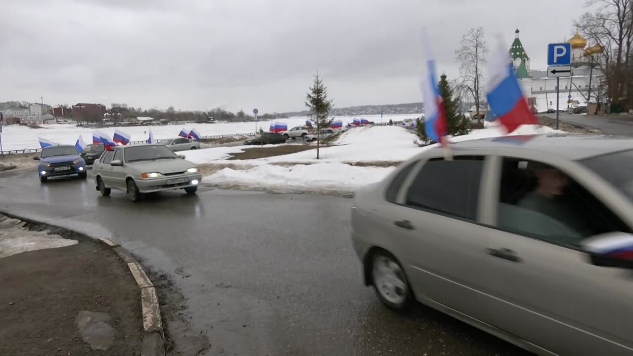 Традиционно Крымскую весну жители Костромы отмечают автопробегом