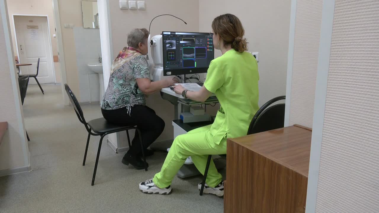Костромскую областную клиническую больницу дооснастили специализированным офтальмологическим оборудованием