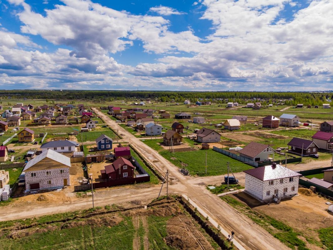 В соответствии с региональным законом в Костромской области многодетным семьям предоставляют земельные участки под индивидуальное строительство