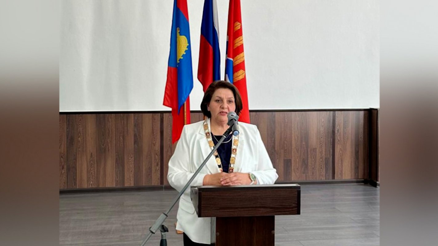Приступила к работе