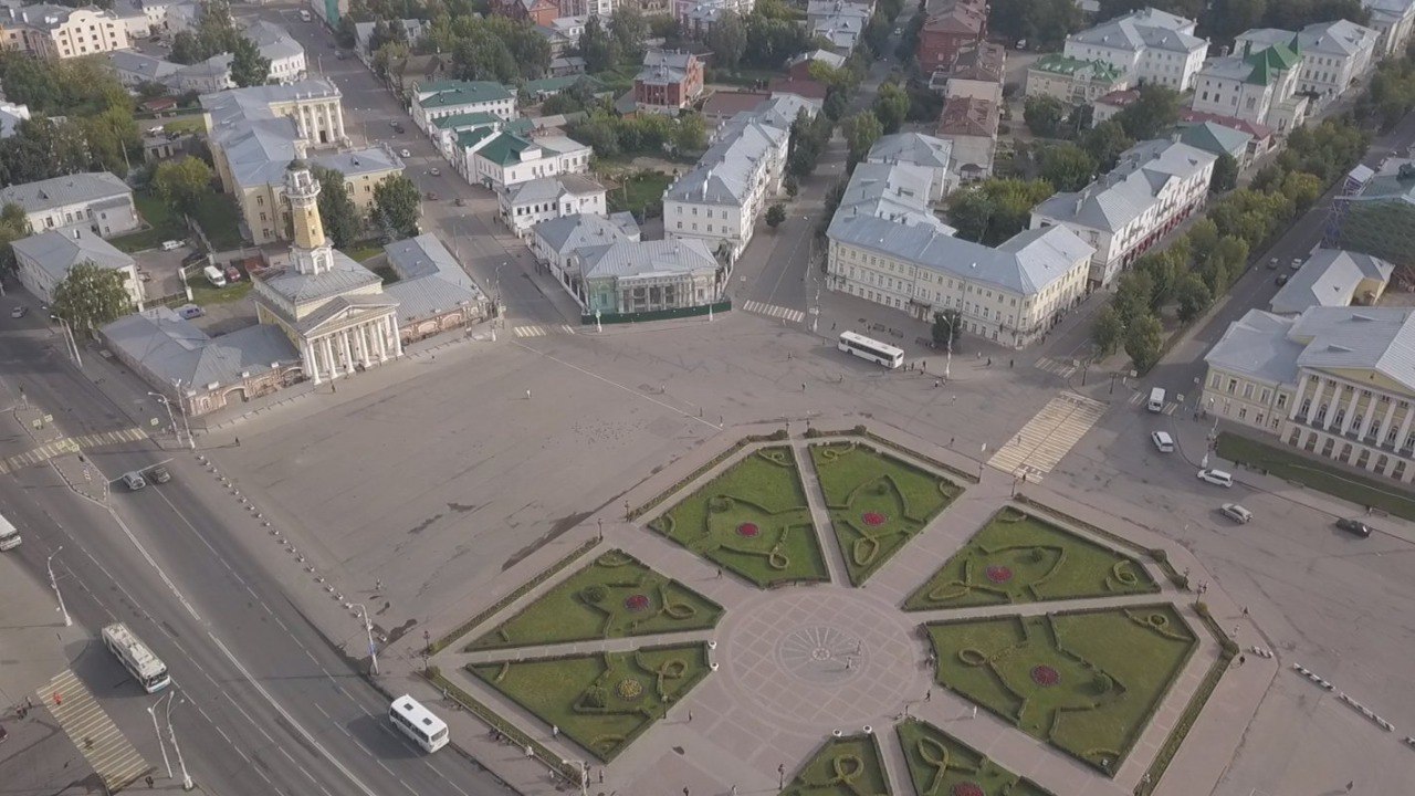 Сегодня вечером центр Костромы закроют для движения транспорта