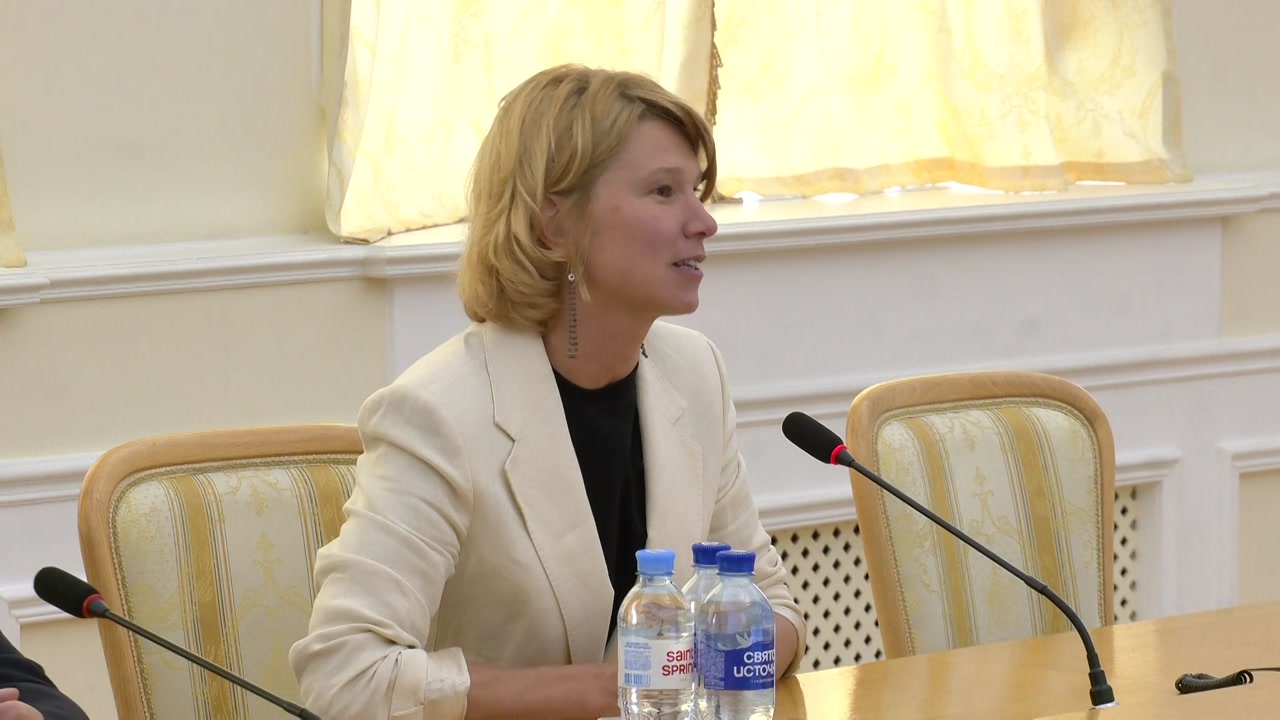 Министр сельского хозяйства поблагодарила костромских аграриев за труд