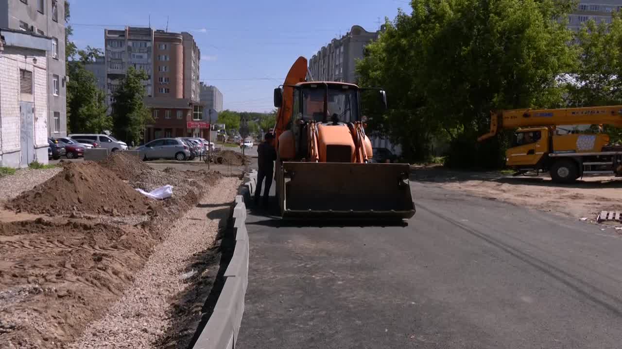 В областном центре продолжают модернизировать дорожную сеть